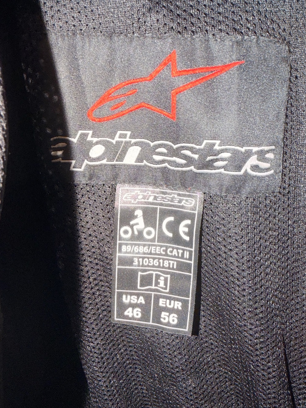 Alpinestars Black Leather Jacket with Red Logo - Picture 5 of 7